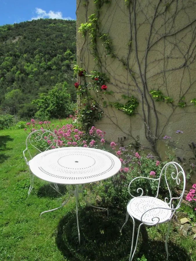 Bed and Breakfast La Ferme De La Condamine Saint-André-de-Rosans 0*,  Francie