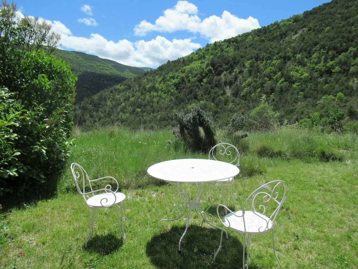 La Ferme De La Condamine Bed & Breakfast Saint-Andre-de-Rosans